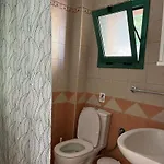 Ξενοδοχείο με διαμερίσματα Lenia 2*