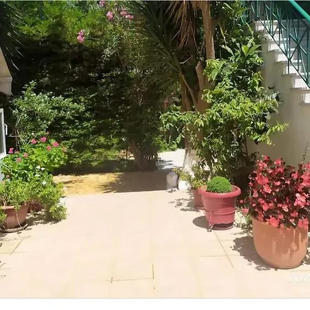 Lenia 2* Kalamitsi (Lefkada)