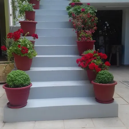 Lenia Kalamitsi (Lefkada)