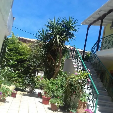 Lenia 2* Kalamitsi (Lefkada)
